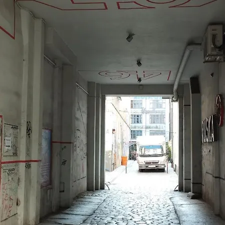 Rotes Haus فروتسواف